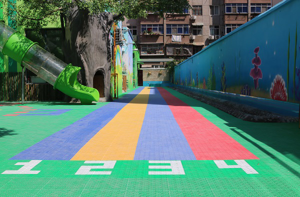 幼兒園懸浮地板上面可以停車行車嗎？